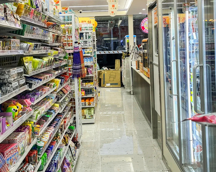 711便利店加盟费明细表，怎么加盟711便利店